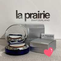La Prairie Foundation skin caviar с подарък чанта за козметика Versace