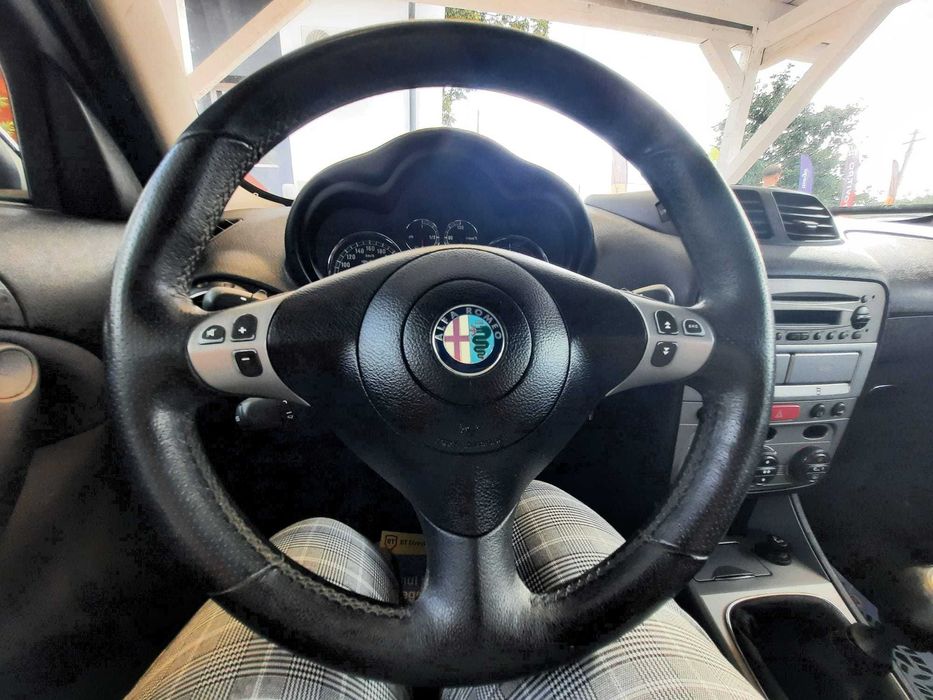 Alfa Romeo 147 SELECTIVE /1.9 DIESEL/Revizie ulei + Garantie 12 luni