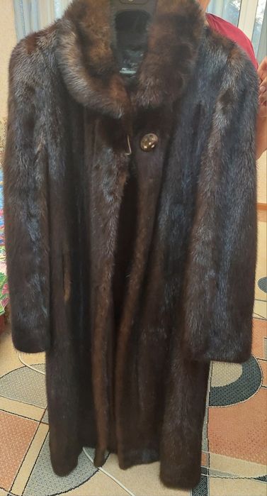 Шуба б/у в отличном состоянии