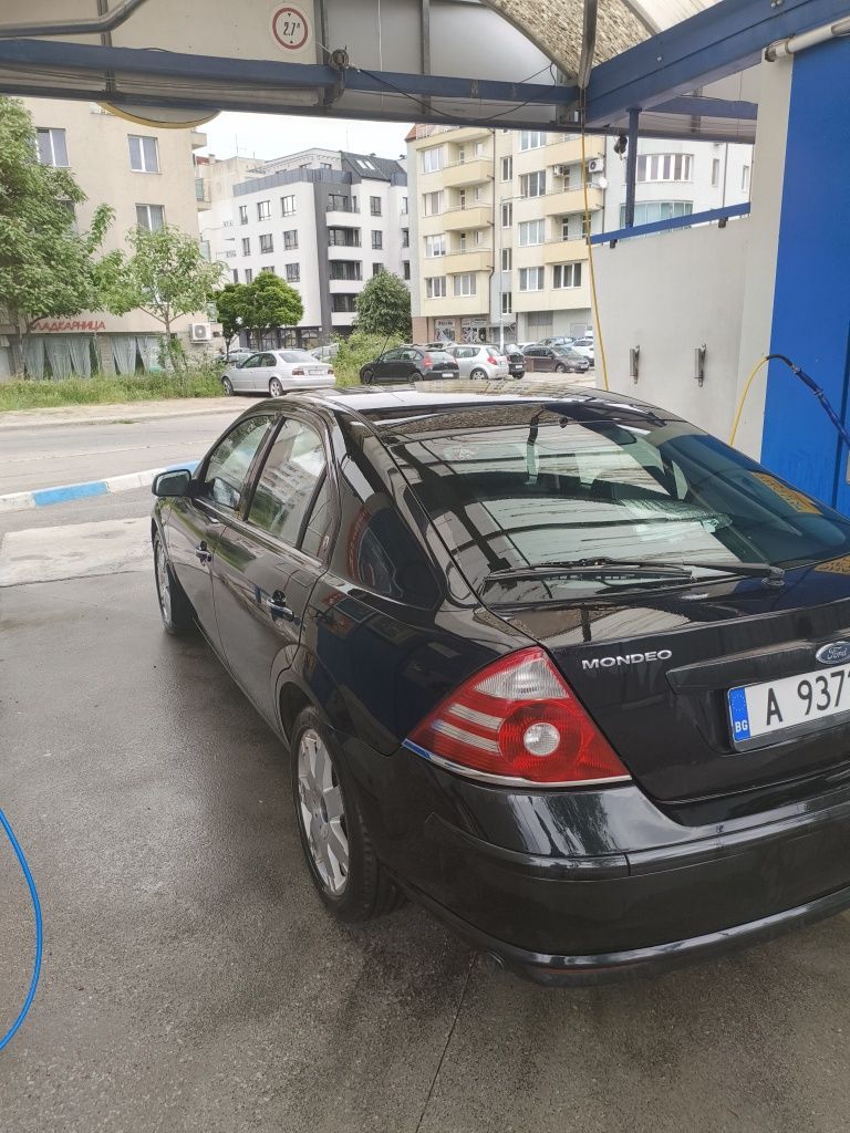 Ford Mondeo III Hatchback 2.5i V6 (170Hp) Ghia