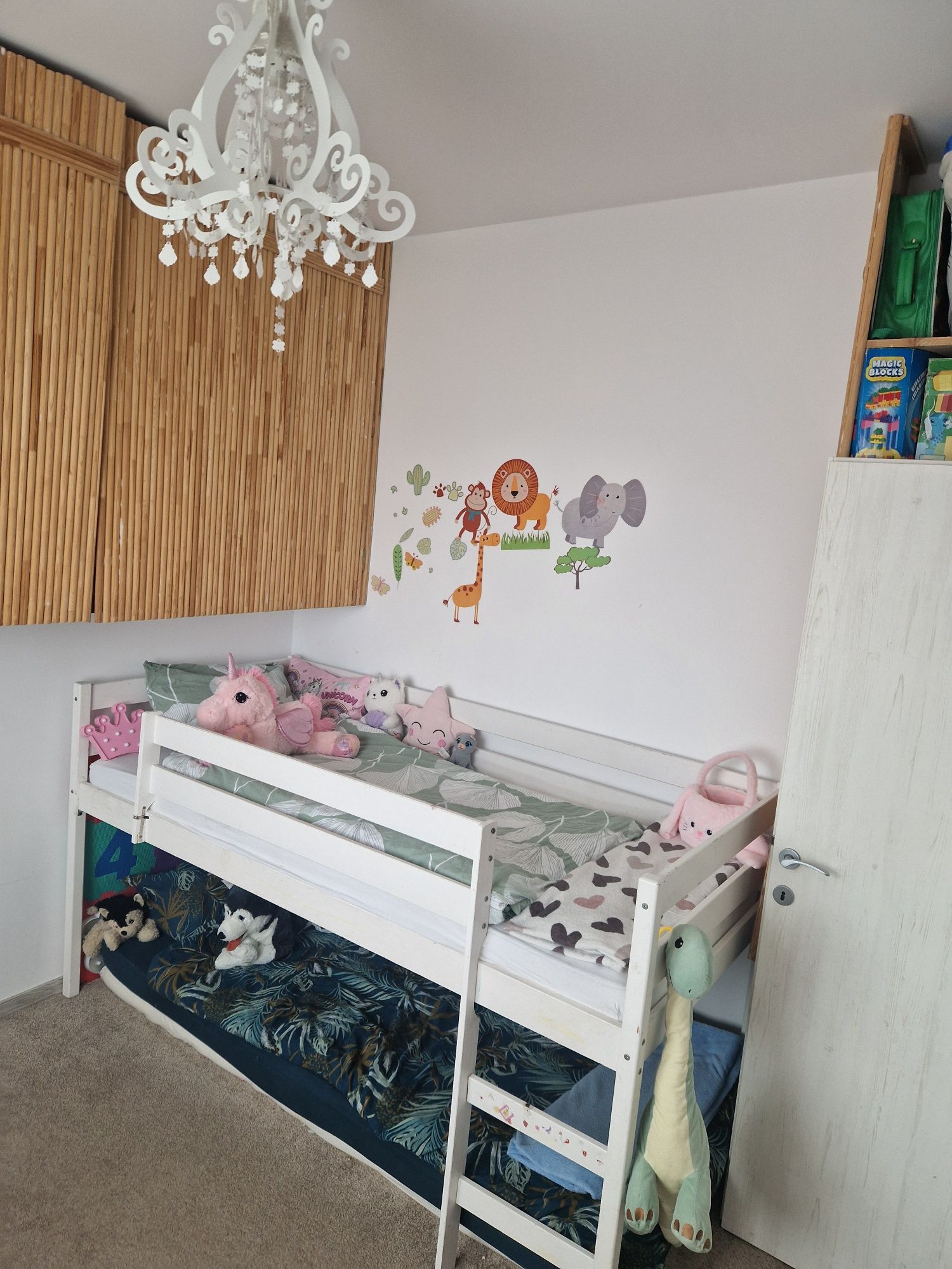 Persoana fizica Vand apartament