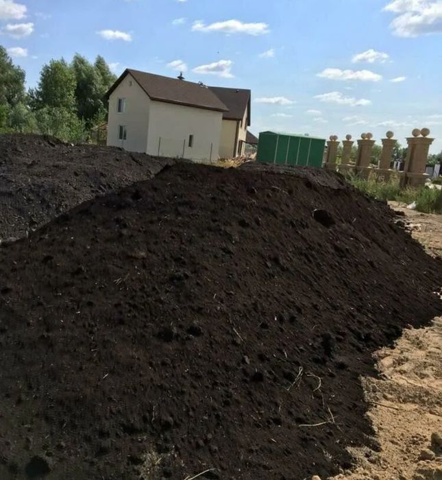 чернозём, земля ЗИЛ.