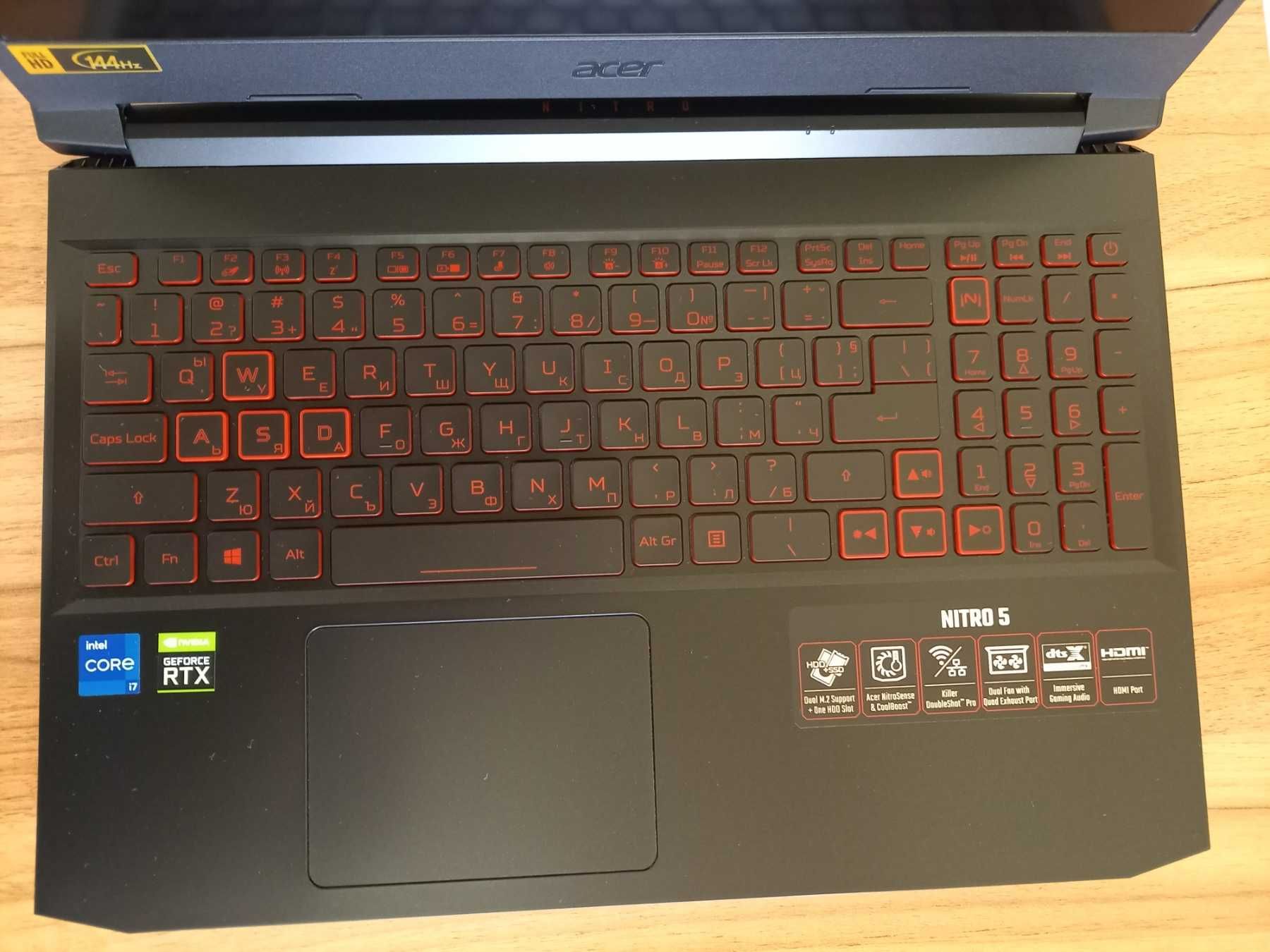 Геймърски лаптоп ACER NITRO 5 i7, 1 TB SSD, 16 GB, 144 Hz, RTX 3050 Ti