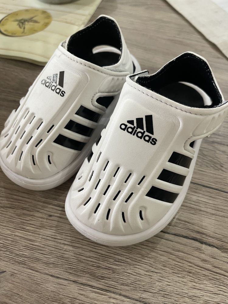 Sandale adidas marime 21