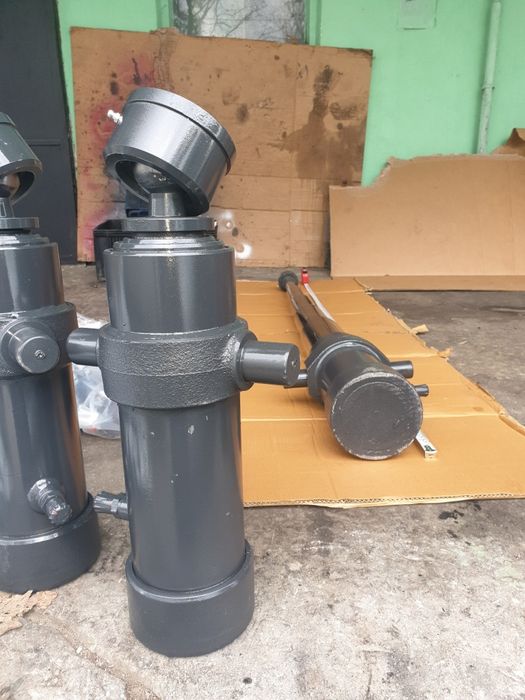 Cilindru basculare 4 segmente 5 to remorca IVECO NISAN FORD SPRINTER