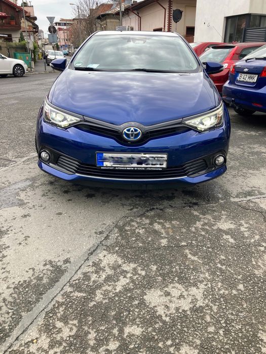 Toyota Auris Hybrid