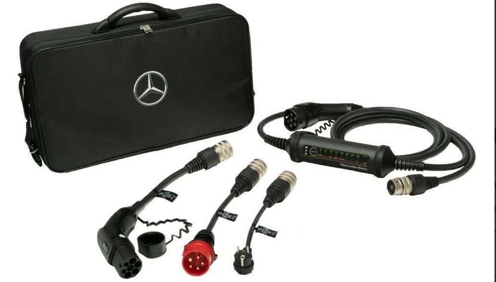 Incarcator Portabil Universal pentru Auto si Profesional