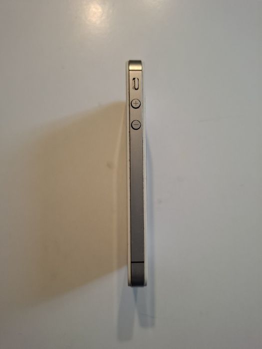 Iphone 4s в добро състояние,ОТКЛЮЧЕН Е