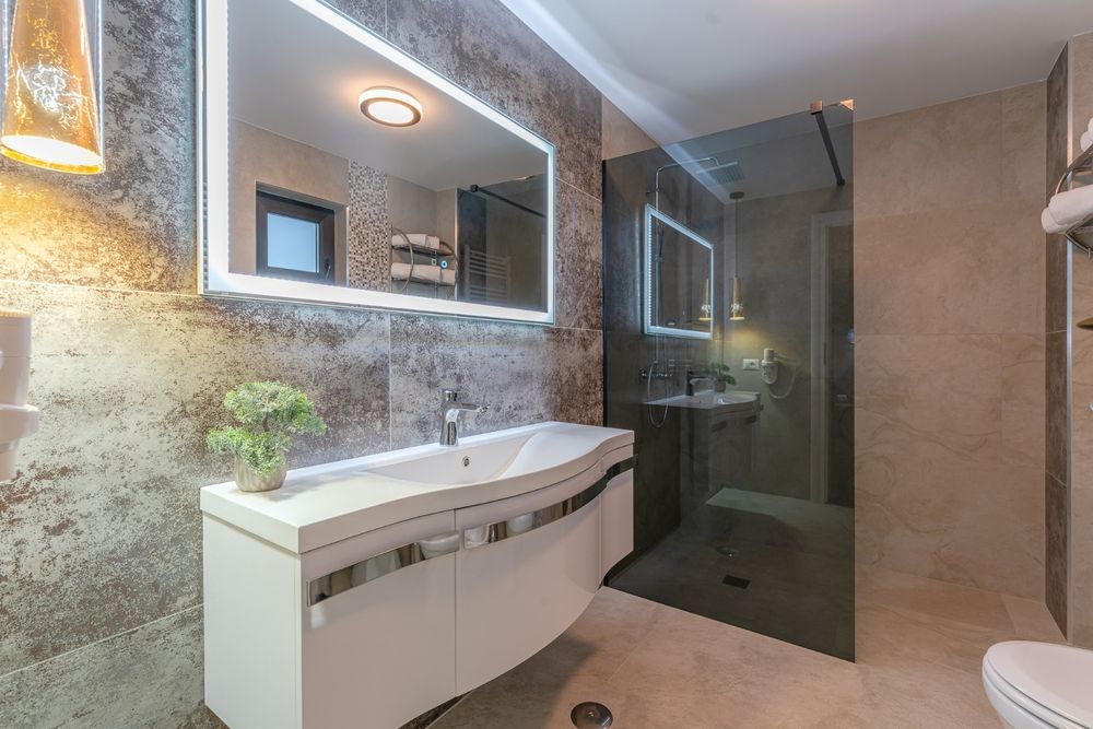 Cazare în pădure! - langa hotel Orizont !