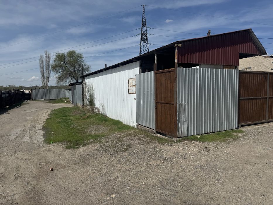 Продам дом барачного типа байсерке