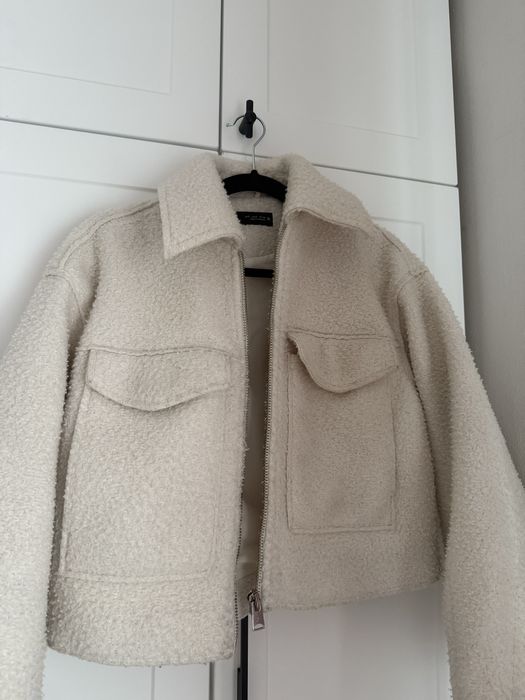 Букле саке с крепки джобове.