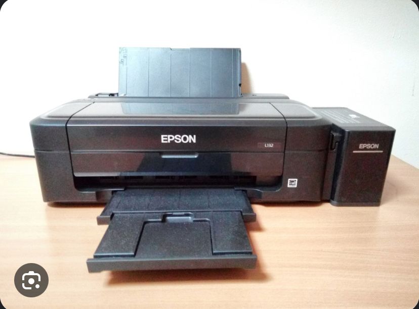 Продам принтер Epson l 132