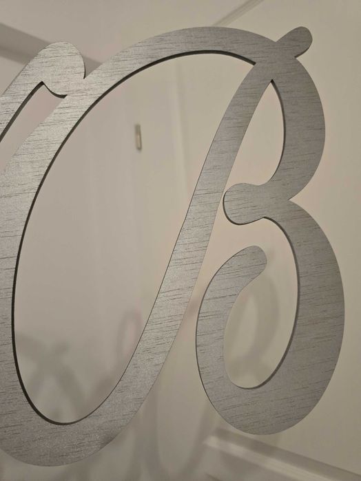 Initiale decor 2D, D&B