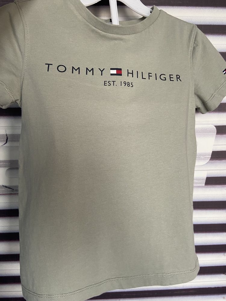 Оригинални дрехи” Guess”,”Tommy H.” 6/7г./116р.