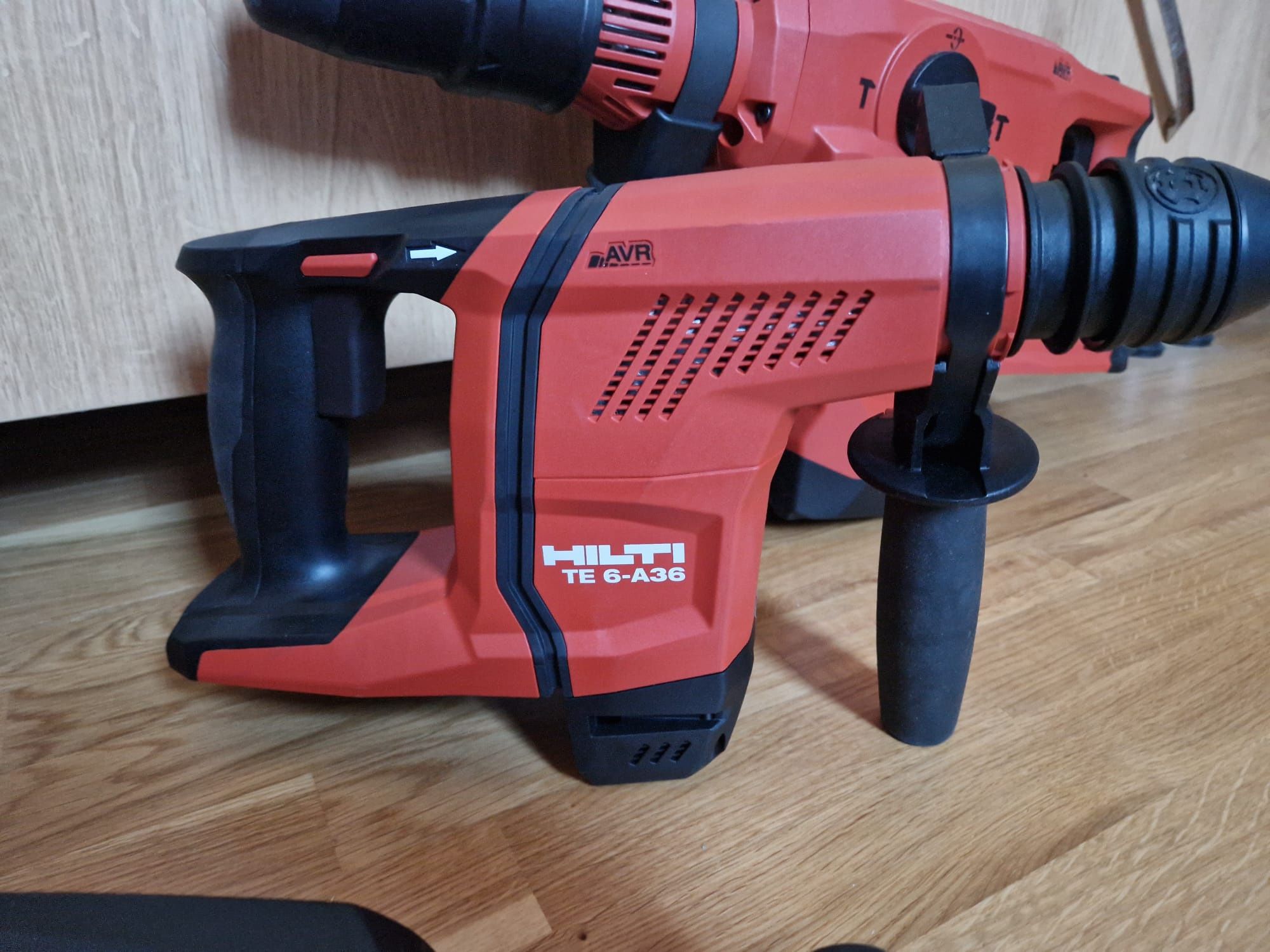 Hilti rotopercutor pe acumulator