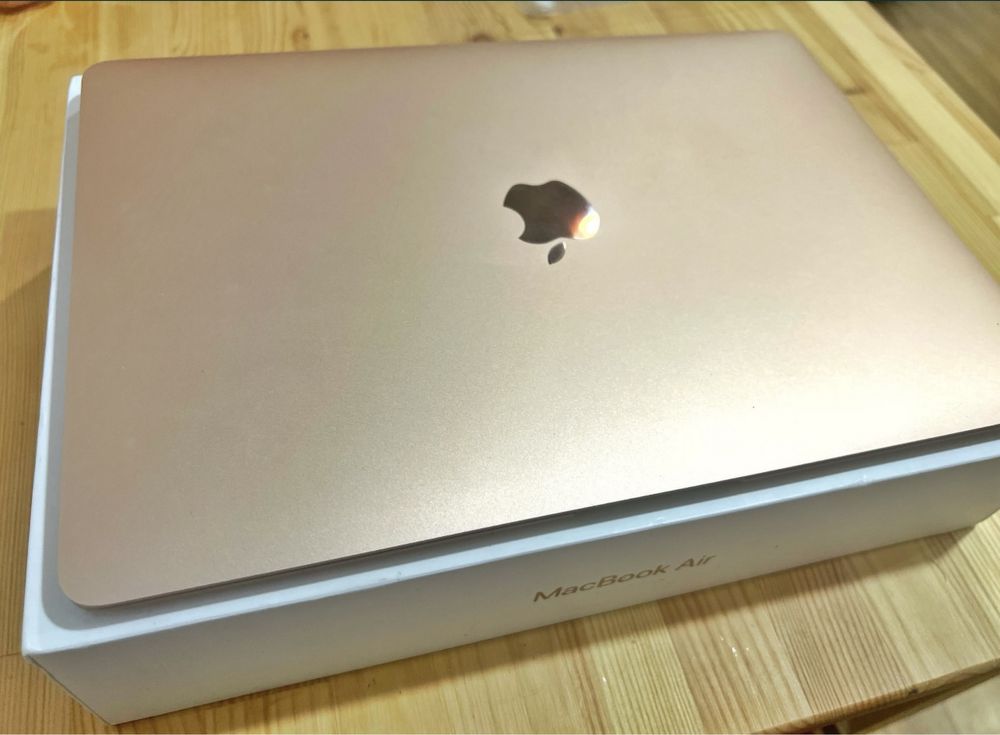 Apple Macbook Air 2018 / 13”/ 8GB / SSD 256GB