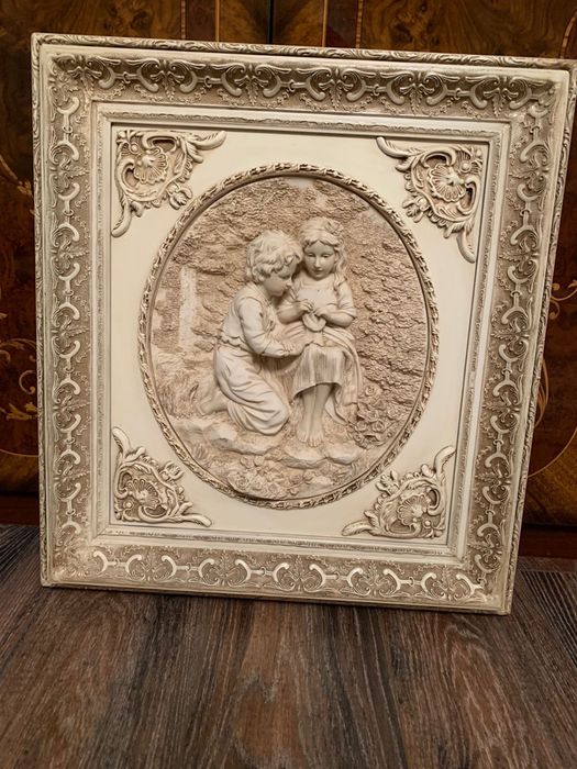 Шикарное , редкое пано из лепнины.