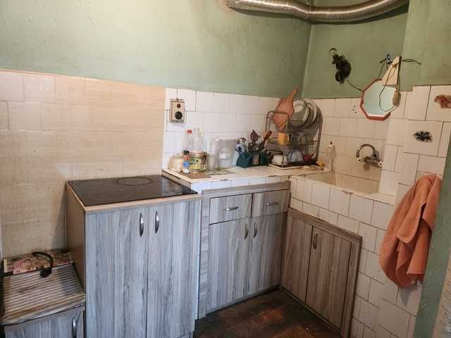 Продава се Четиристаен апартамент в Търговище, Център - 111 кв.м за 942 €/кв.м - Снимка #1