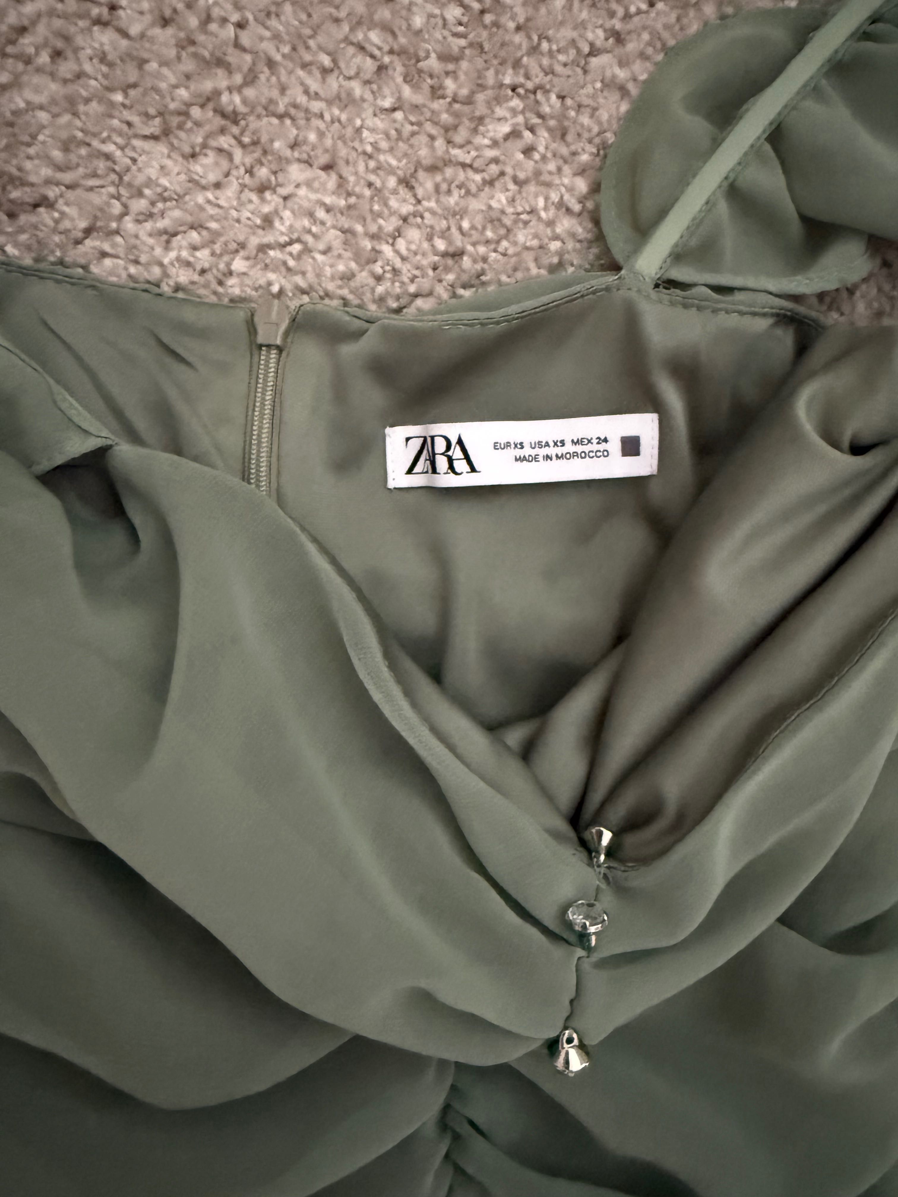 Къса набрана рокля Zara