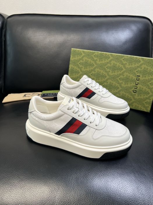 Adidasi Gucci , calitate premium , pe comanda , noi , 44