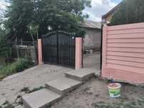Vand casa si teren