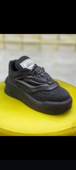 Adidași dama Versace