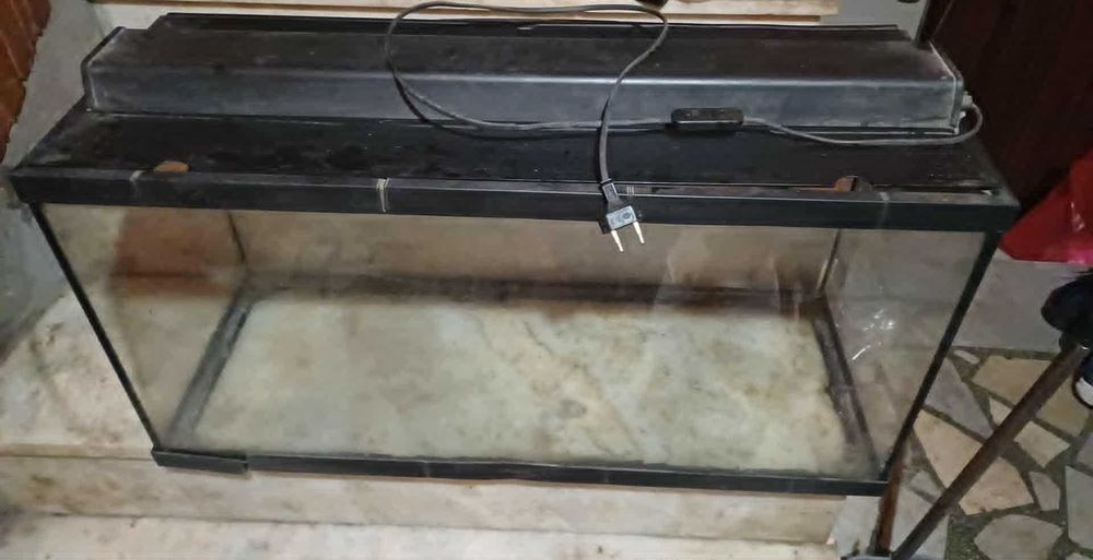 Аквариум 100 литра за сухоземни и костенурки