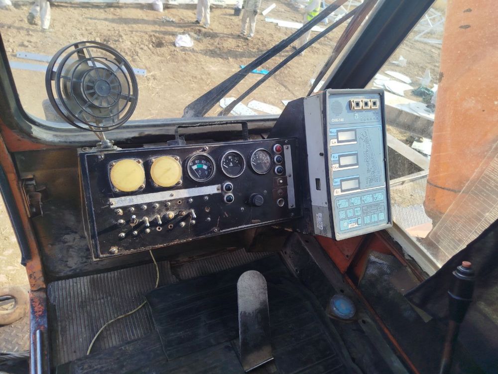 Автокран Клинци 25т 21 м
