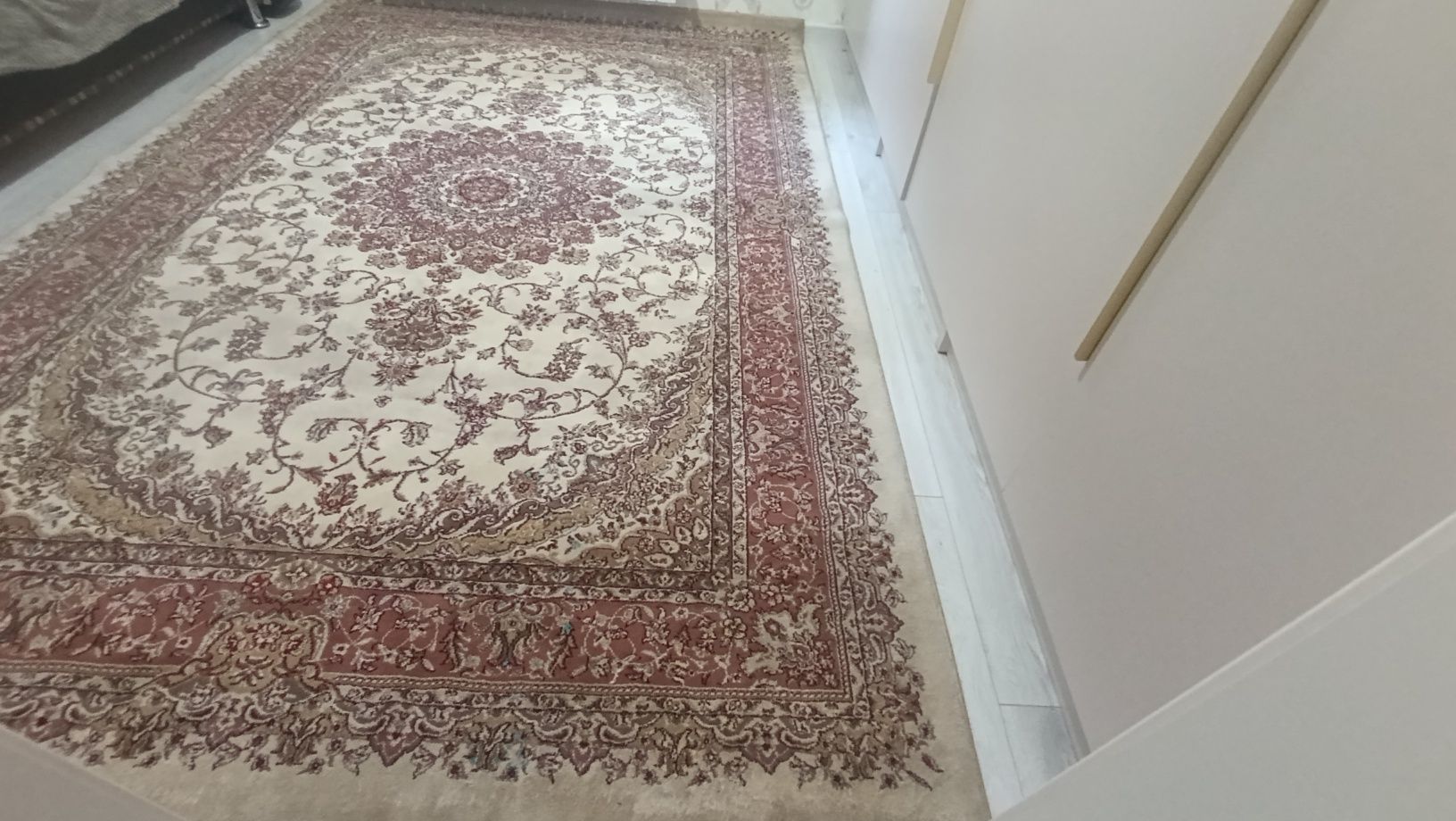 продам ковры хорошего качества