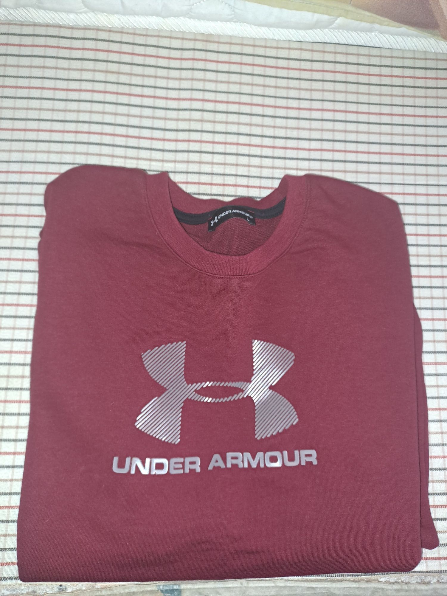 Мъжка блуза Under Armour- M размер