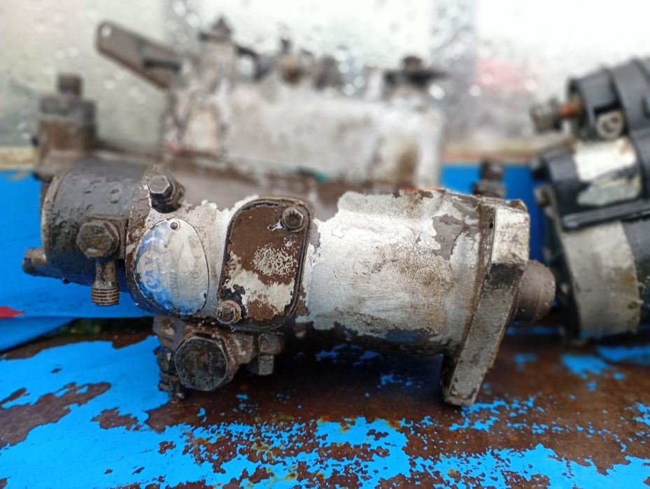 Piese Tractor David Brown 880  pompa hidraulica, pompa injecție Cav
