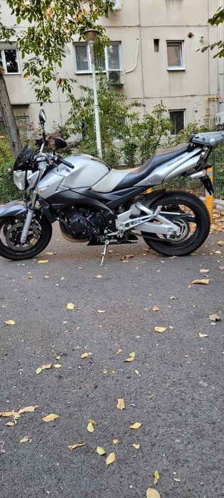 SUZUKI GSR 600 AN 2008.