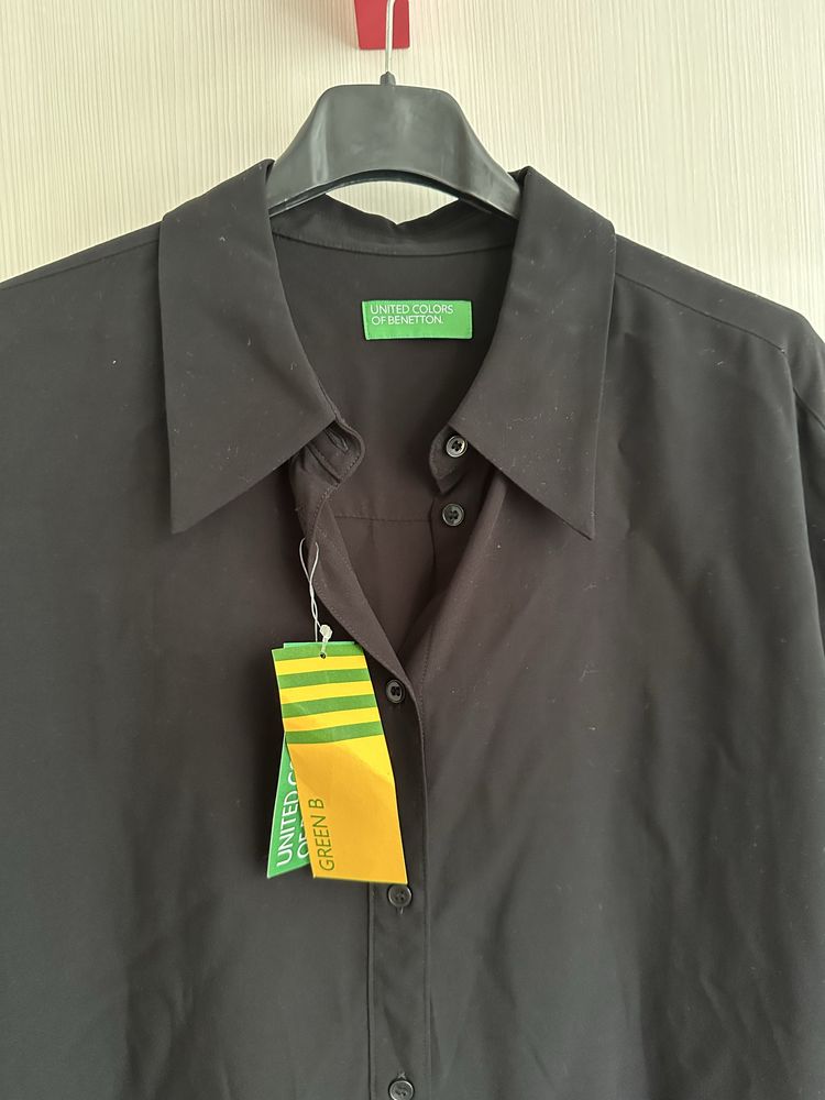 Нова Дамска черна риза размер С Benetton