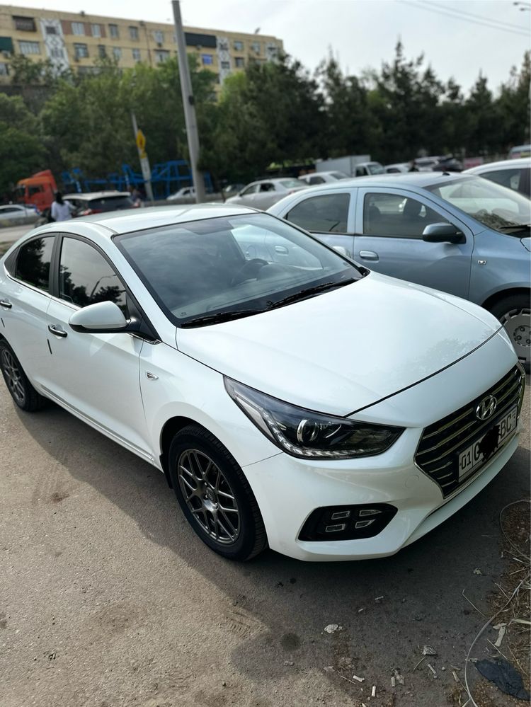 Продаю свою  Hyundai accent Full
