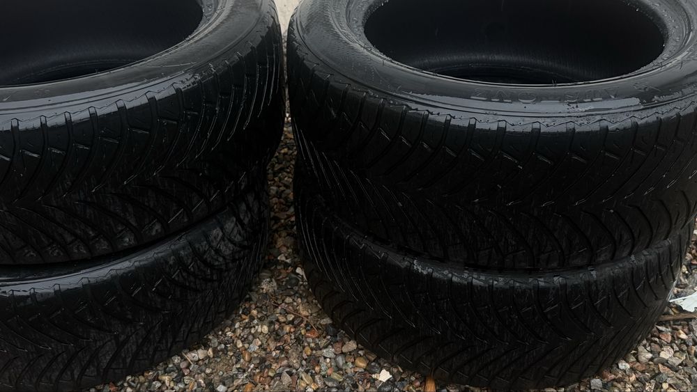 Автошины 235/55/17  4 шт