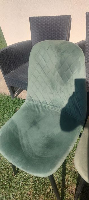 Vând set de 4 scaune bucătărie/living verde smarald