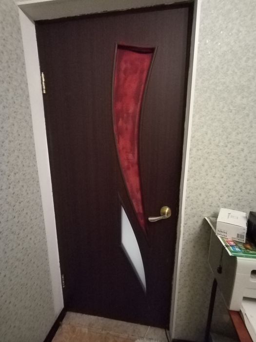 Продам двери межкомнатные