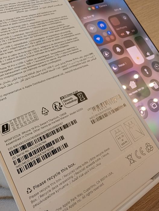 iPhone 16 Pro Desert Titanium 128 GB