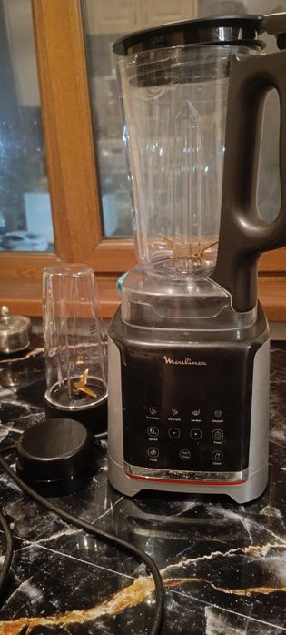 Блендер стационарный Moulinex LM91HD32 серебристый