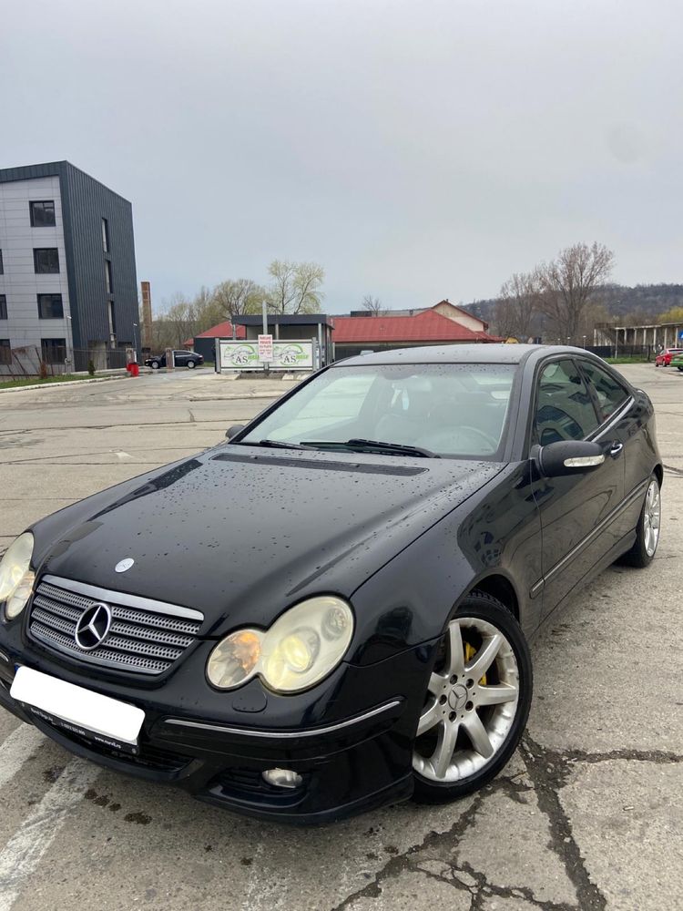 Mercedes - Benz c220 CDI Sport Coupe