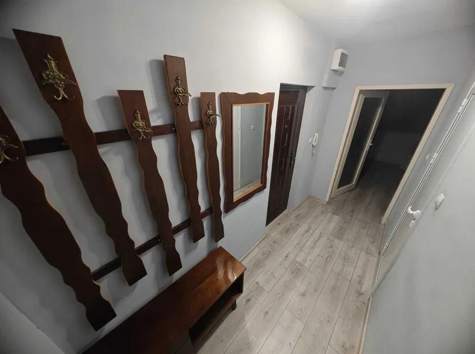 Двустаен апартамент, под наем, кв. Младост 1