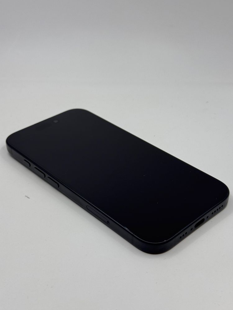 Magazin vinde iphone 16 negru 128gb 100% 44 cicluri Garantie 24 luni A