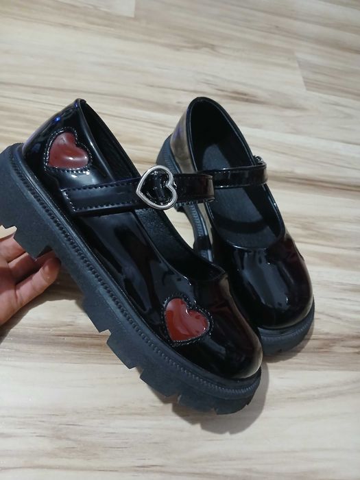 Pantofi usori pt.fete,frumosi,comozi mar.34(21,7 cm int)