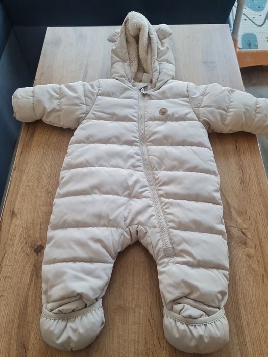 Зимни гащеризони за бебе- космонавт