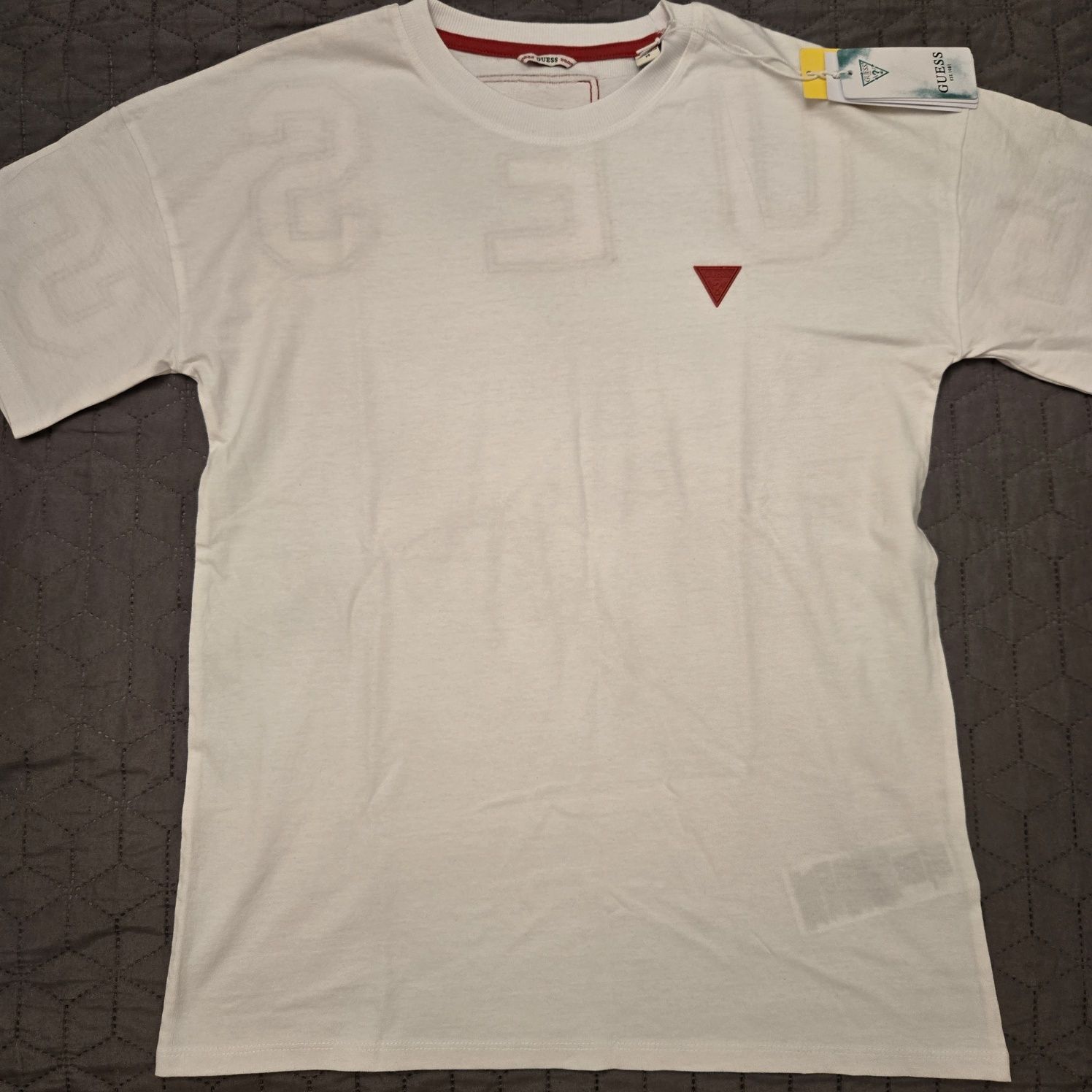 Guess тениска  14 г.