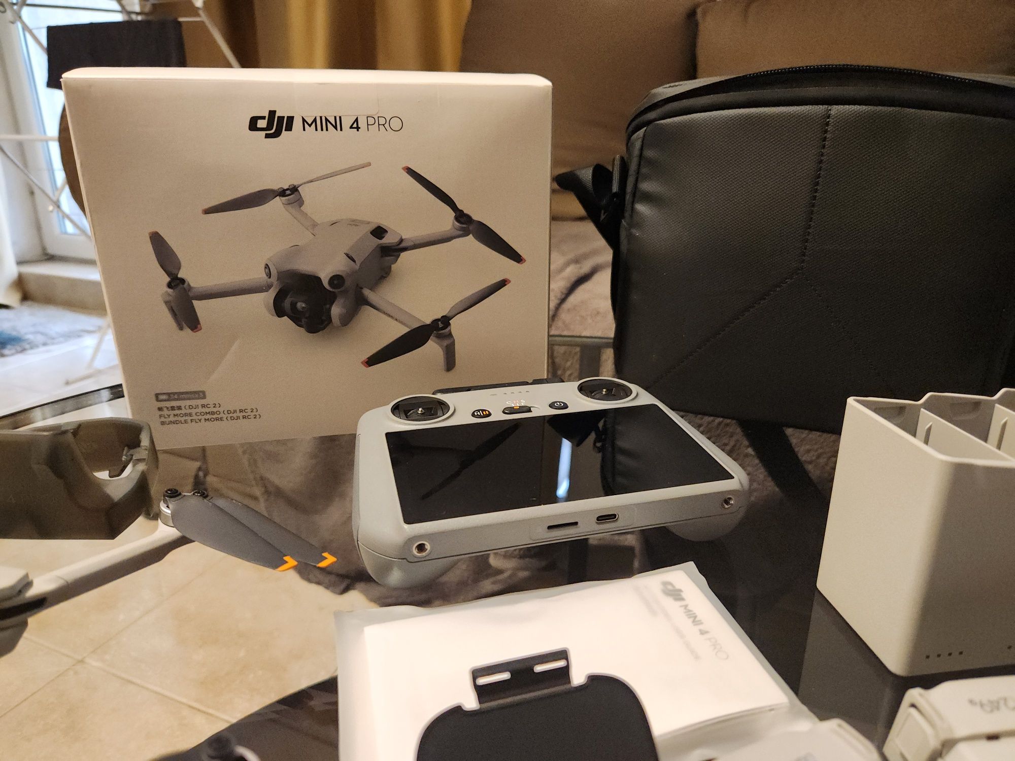 Дрон DJI Mini 4 pro