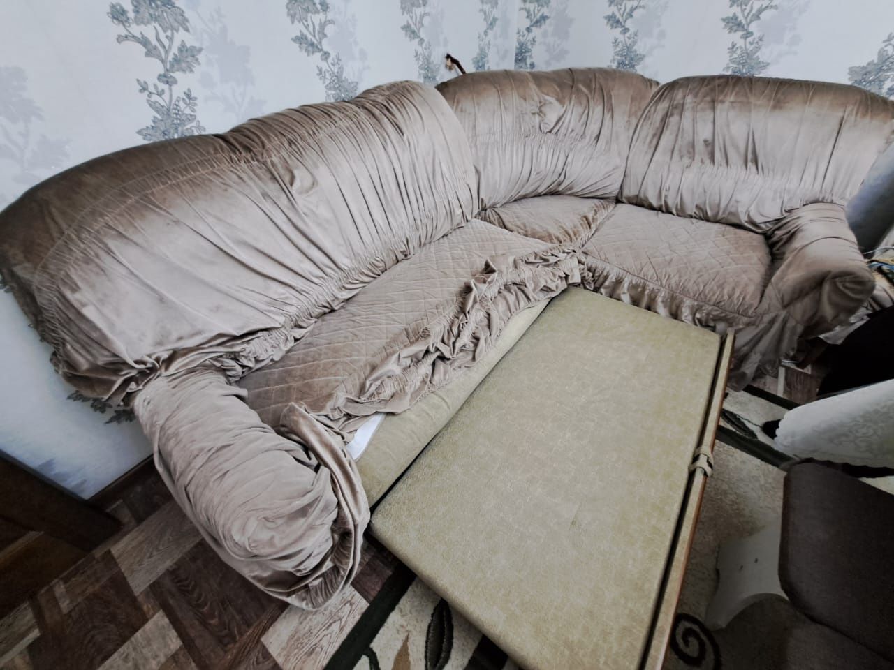 угловой раскладной диван