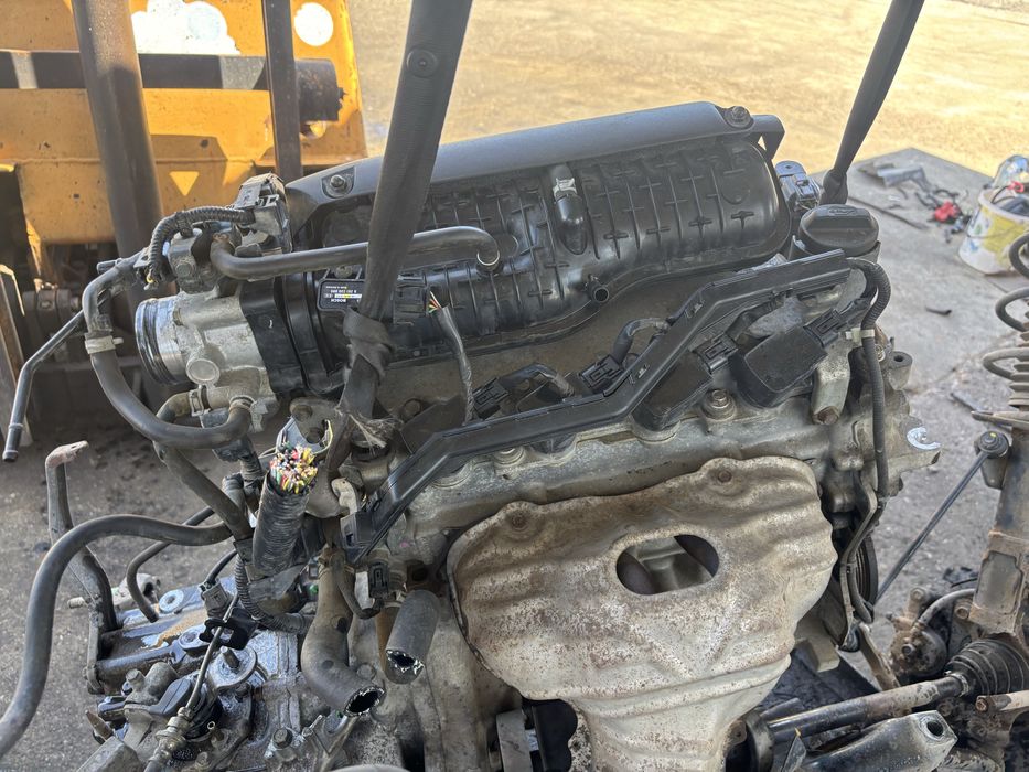 Двигател  Honda JAZZ 1.3 бензин