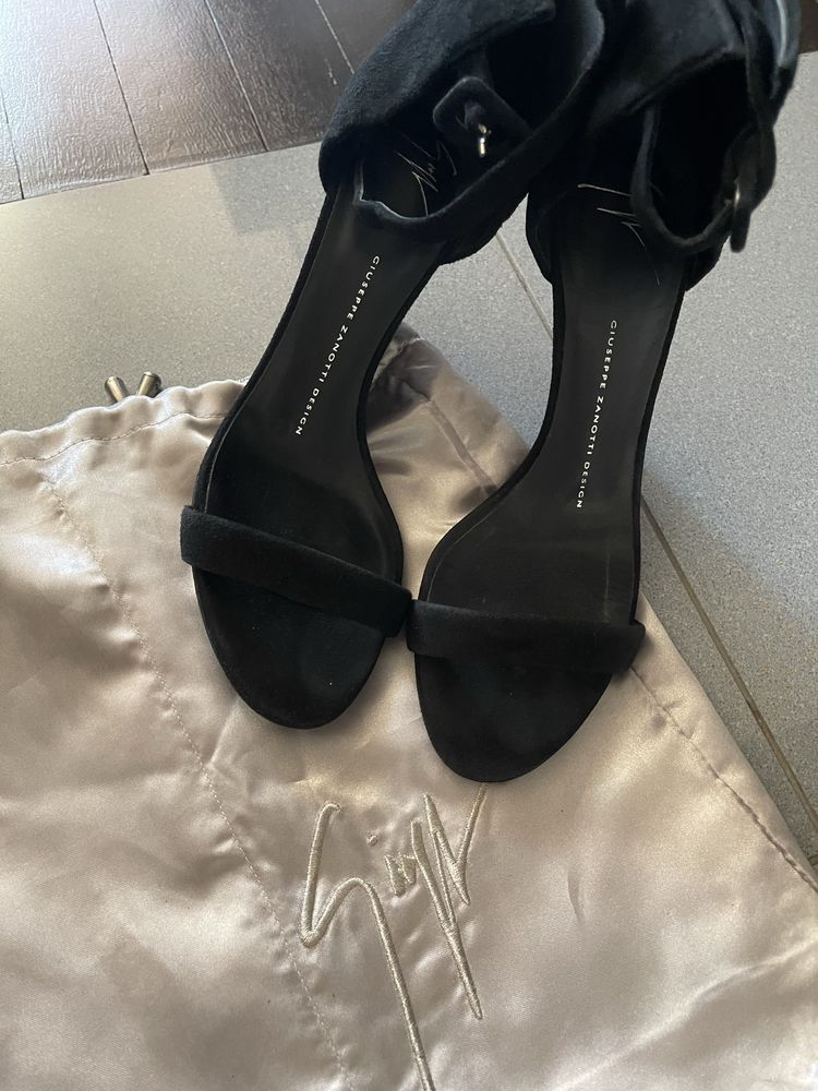 Сандали Guiseppe Zanotti
