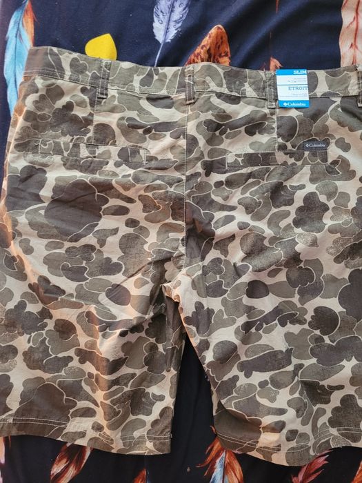 Pantaloni scurti columbia originali camuflaj